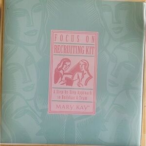 Mary Kay Focus on Recruiting Kit